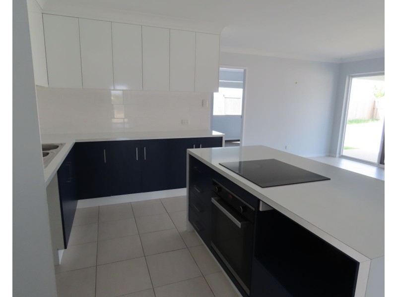75 Beachwood Circuit, Bakers Creek QLD 4740