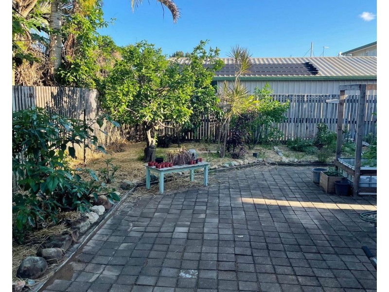 79 Zelma Street, Grasstree Beach QLD 4740