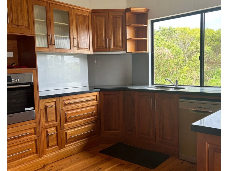3 Gold Street, Grasstree Beach QLD 4740