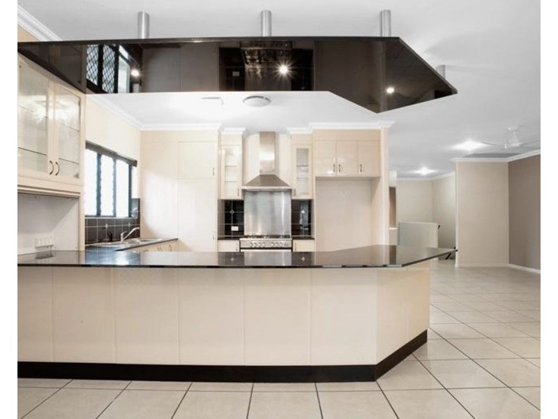 47 Cinnamon Drive, Glenella QLD 4740