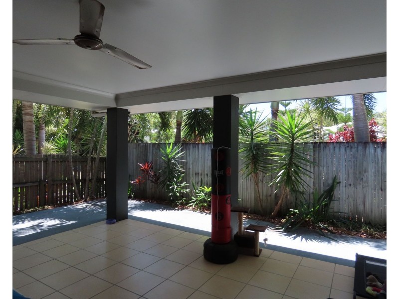 136 Waverley Street, Bucasia QLD 4750
