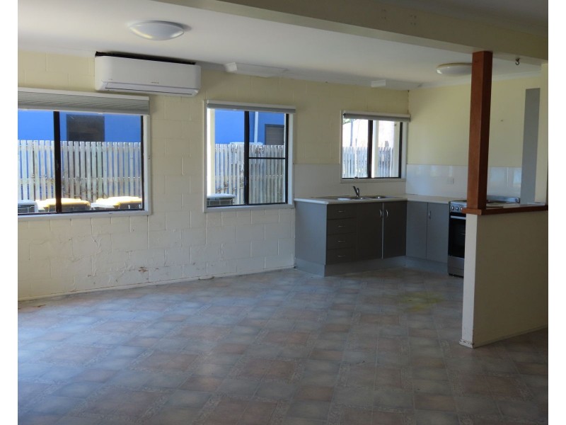 14B Frangipanni Avenue, Seaforth QLD 4741