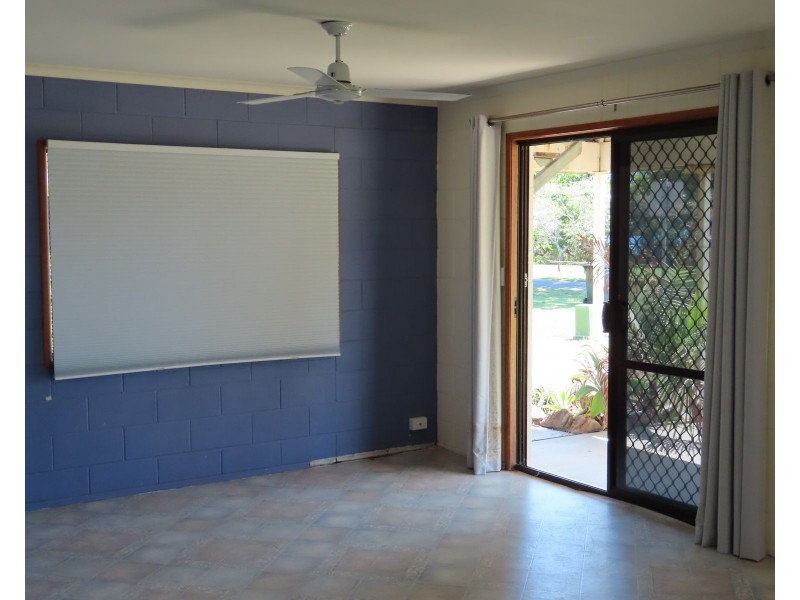 14B Frangipanni Avenue, Seaforth QLD 4741