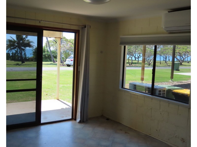 14B Frangipanni Avenue, Seaforth QLD 4741