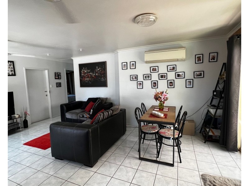 4/12 East Street, Sarina QLD 4737