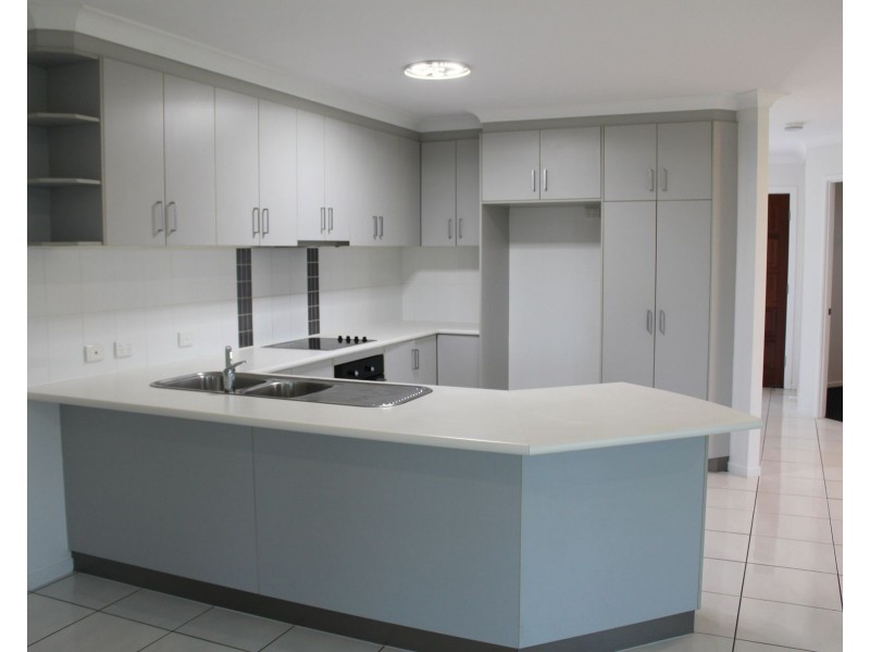 1 Mooney Court, Marian QLD 4753
