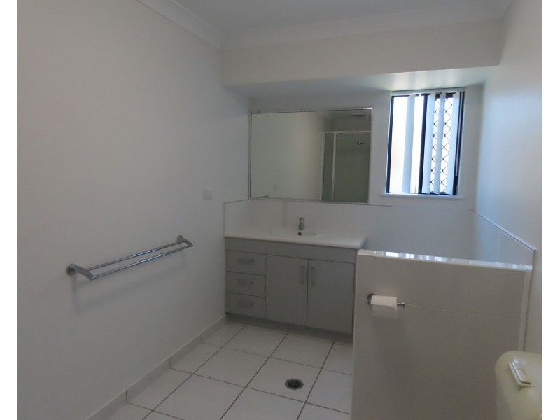 1 Mooney Court, Marian QLD 4753