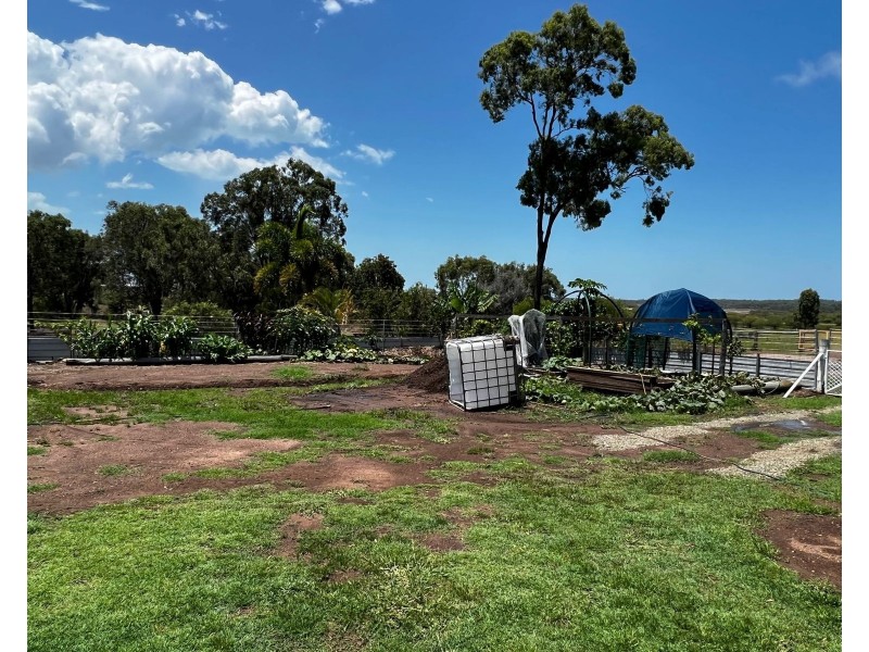 4 Arthur Street, St Lawrence QLD 4707