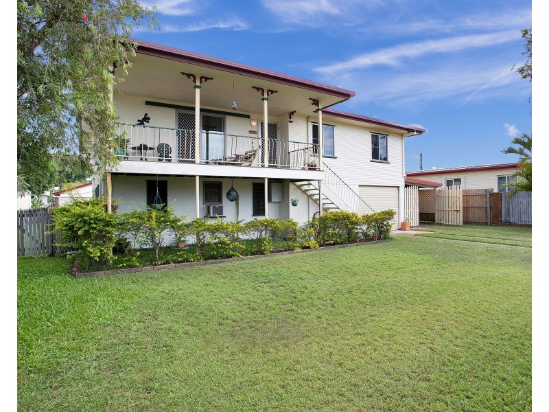 27 Finch Street, Slade Point QLD 4740