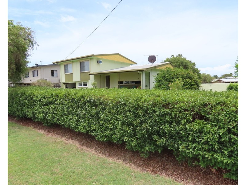 12 Harney Street, South Mackay QLD 4740