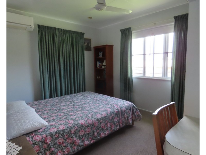 12 Harney Street, South Mackay QLD 4740