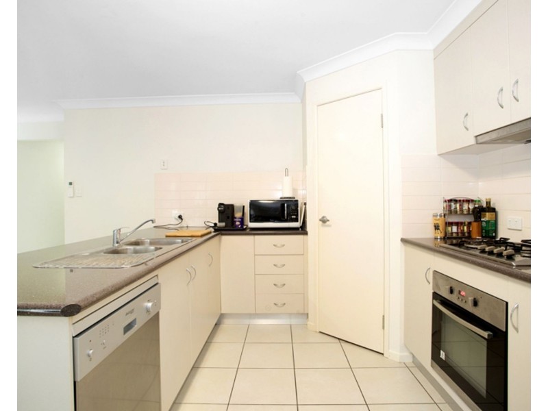 9 Cordia Street, Rural View QLD 4740