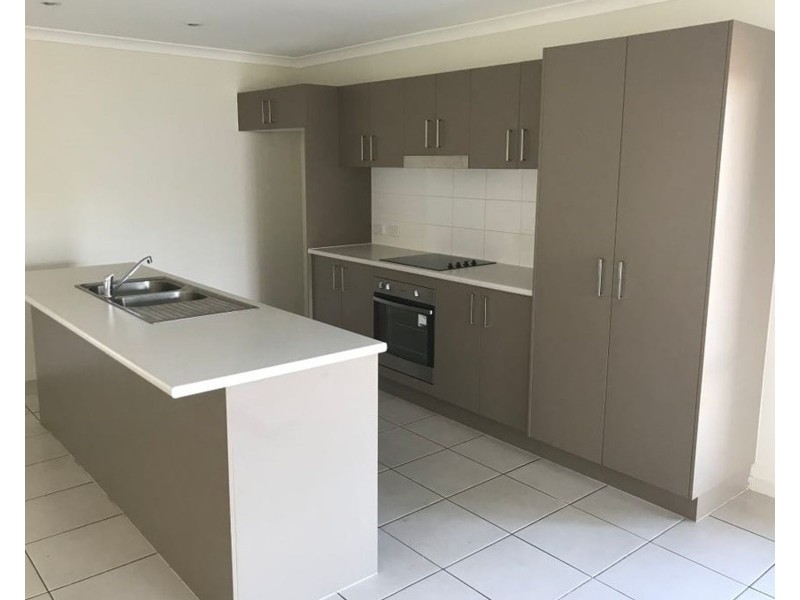 13 Coralie Court, Mirani QLD 4754