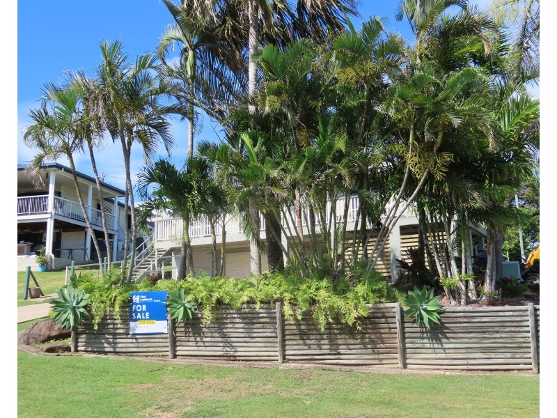 19 Crichton Street, Sarina Beach QLD 4737