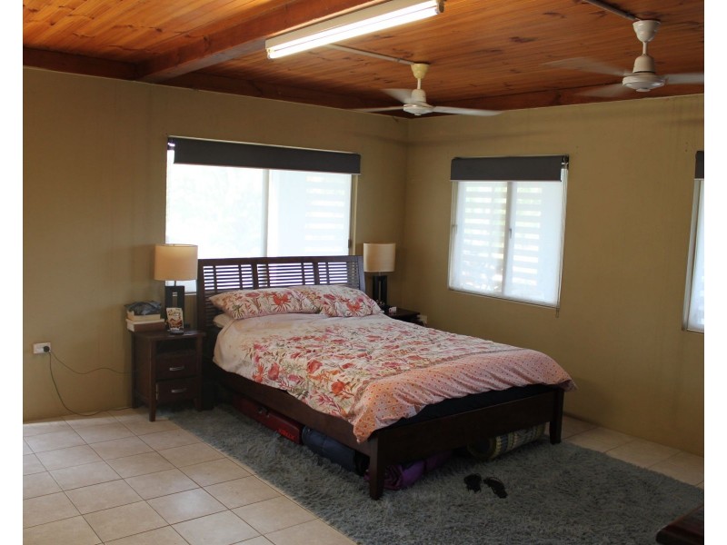19 Crichton Street, Sarina Beach QLD 4737