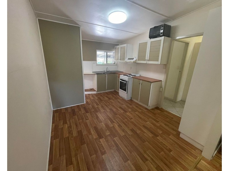 19 Crichton Street, Sarina Beach QLD 4737