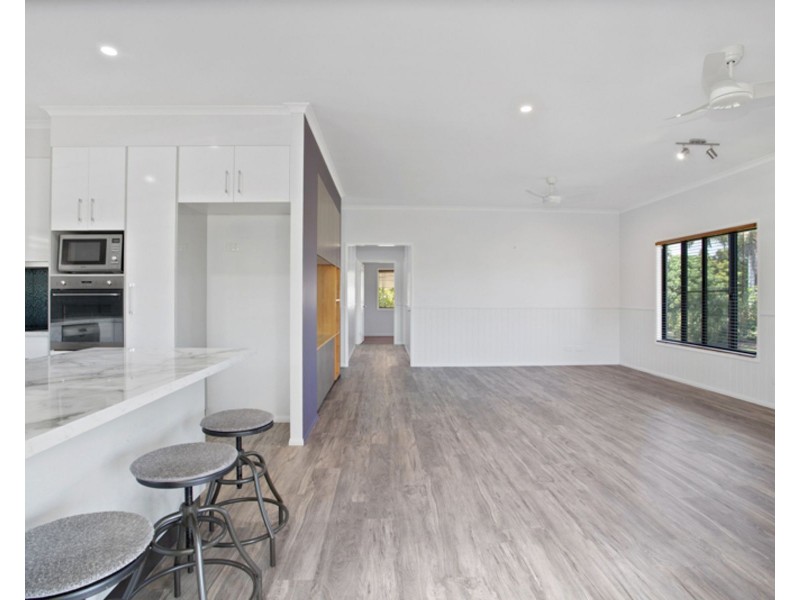 26 Windsor Drive, Hay Point QLD 4740