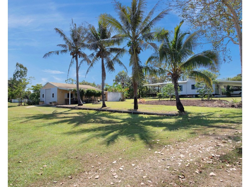 26 Windsor Drive, Hay Point QLD 4740
