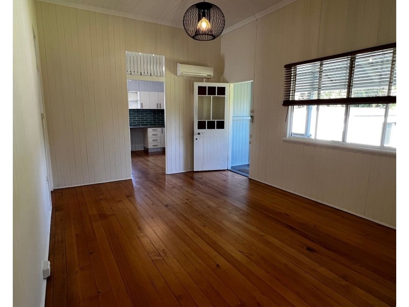 63 Range Road, Sarina QLD 4737