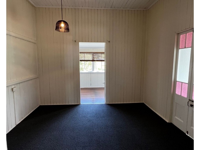 63 Range Road, Sarina QLD 4737