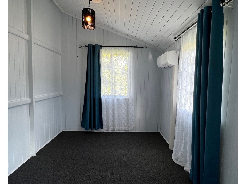 63 Range Road, Sarina QLD 4737