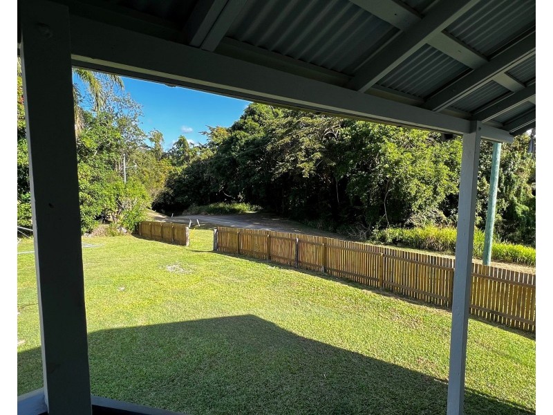 63 Range Road, Sarina QLD 4737