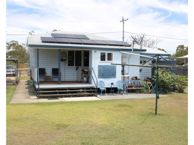 19 St Lawrence Street, Nebo QLD 4742