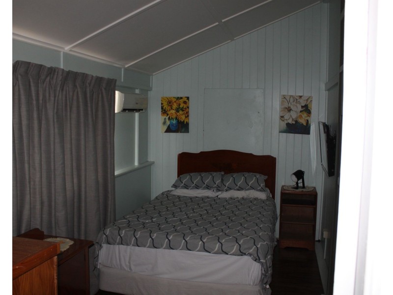 19 St Lawrence Street, Nebo QLD 4742