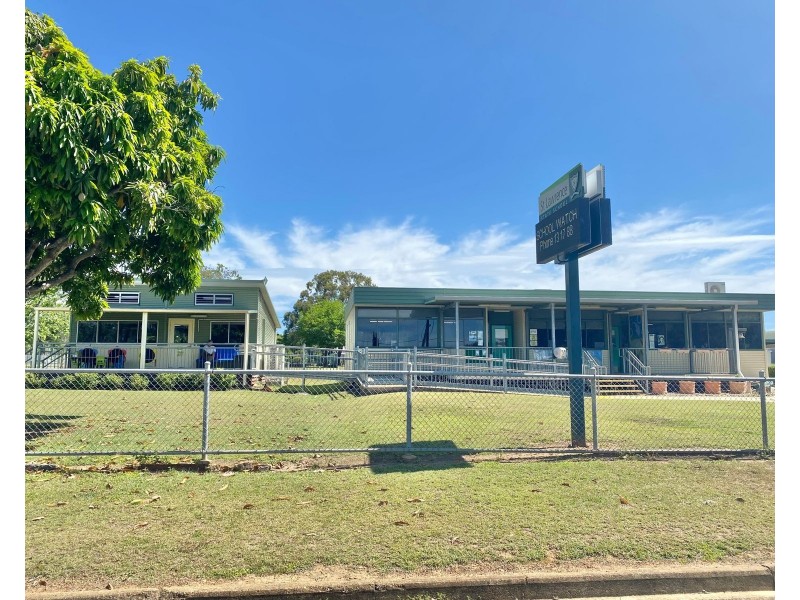 8 Waverley Street, St Lawrence QLD 4707