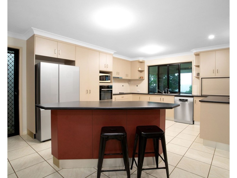 929 Grasstree Road, Sarina Beach QLD 4737