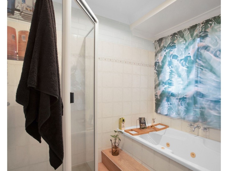 23 Brooksfield Drive, Sarina Beach QLD 4737