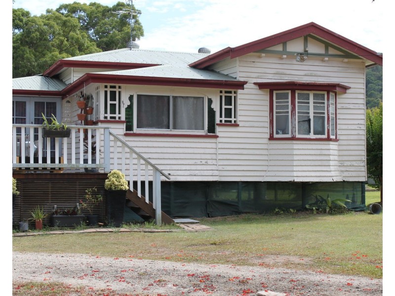 42 Maralyn Avenue, Grasstree Beach QLD 4740