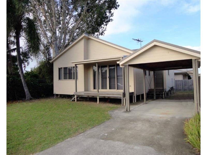 27 Vincent Street, South Mackay QLD 4740
