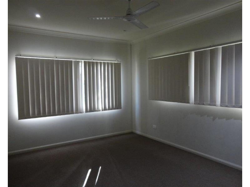 27 Vincent Street, South Mackay QLD 4740