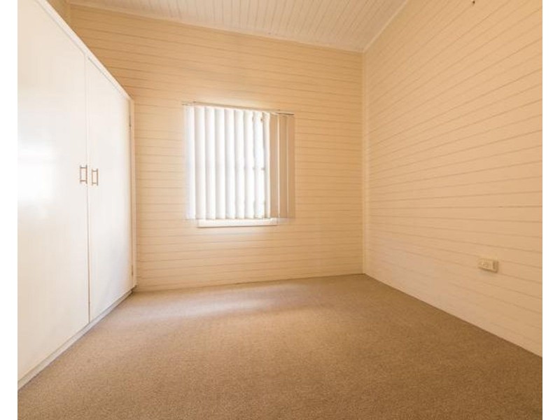 14 Kenilworth Street, South Mackay QLD 4740