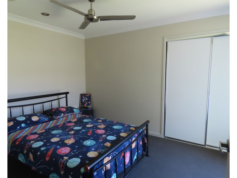 3 Highcrest Court, Bucasia QLD 4750