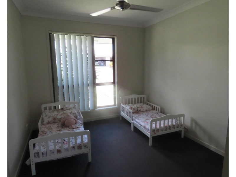 3 Highcrest Court, Bucasia QLD 4750