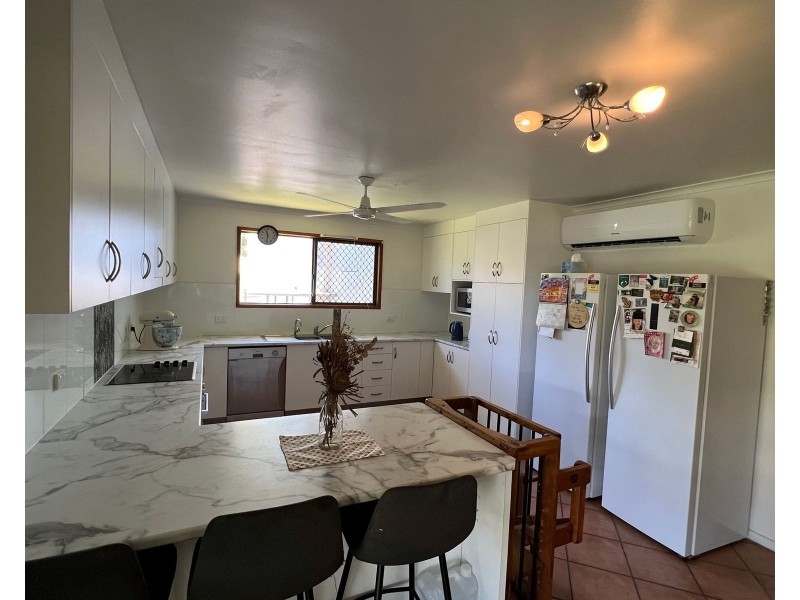 8 Huntly Road, Sarina QLD 4737