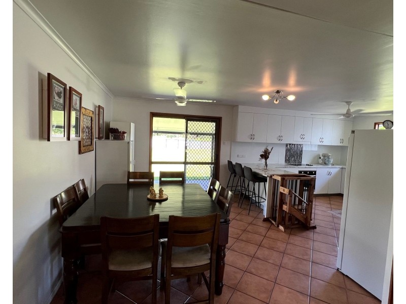 8 Huntly Road, Sarina QLD 4737