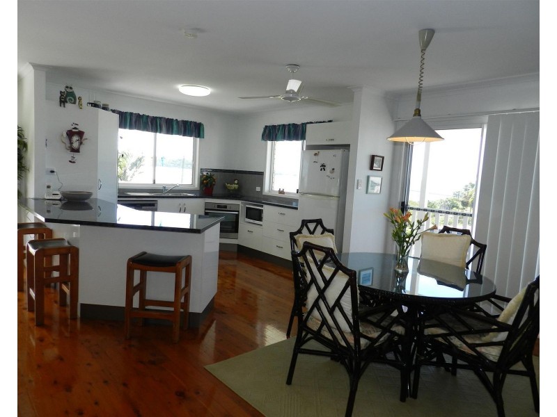 7 Cooper Avenue, Campwin Beach QLD 4737