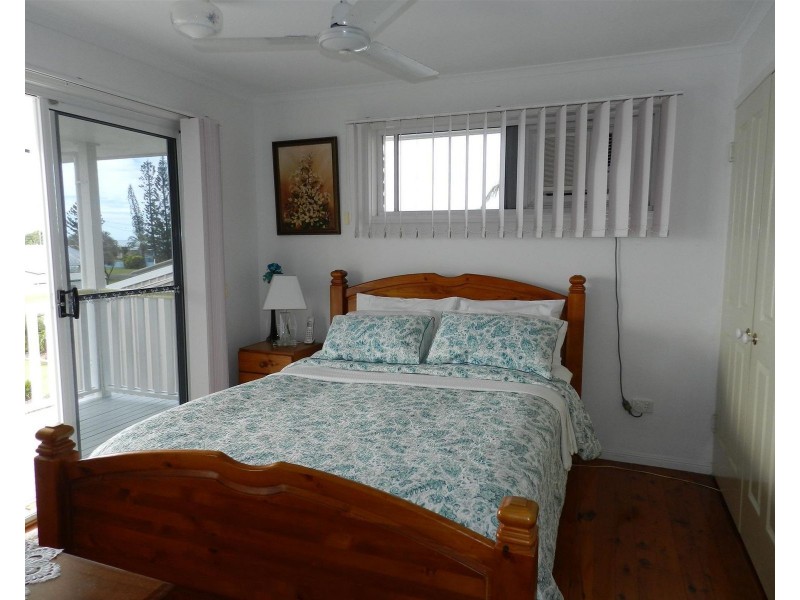 7 Cooper Avenue, Campwin Beach QLD 4737