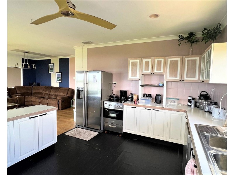 17 Hackett Court, Campwin Beach QLD 4737
