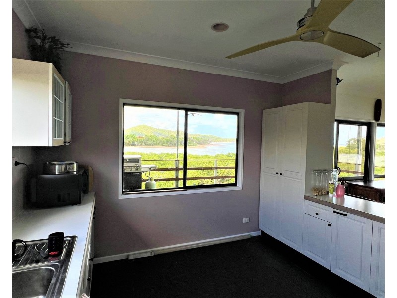 17 Hackett Court, Campwin Beach QLD 4737
