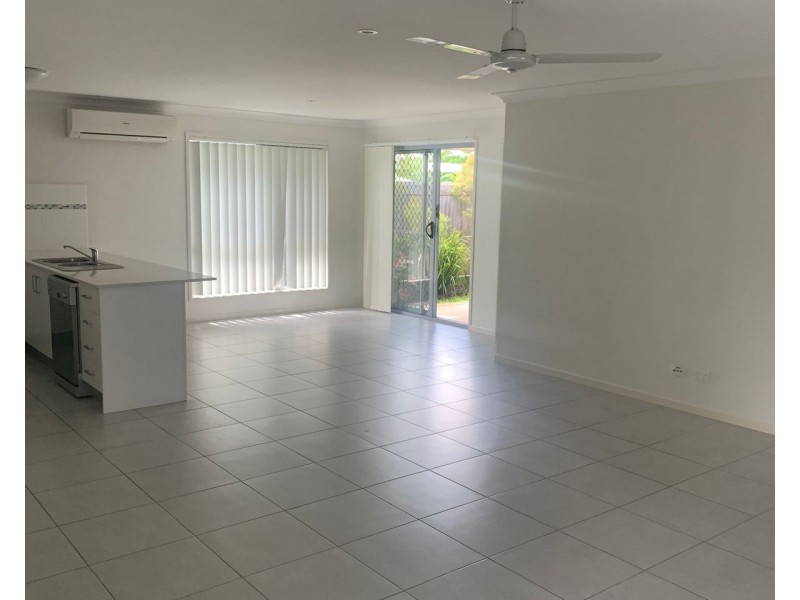 4/8 Maud Street, Mirani QLD 4754