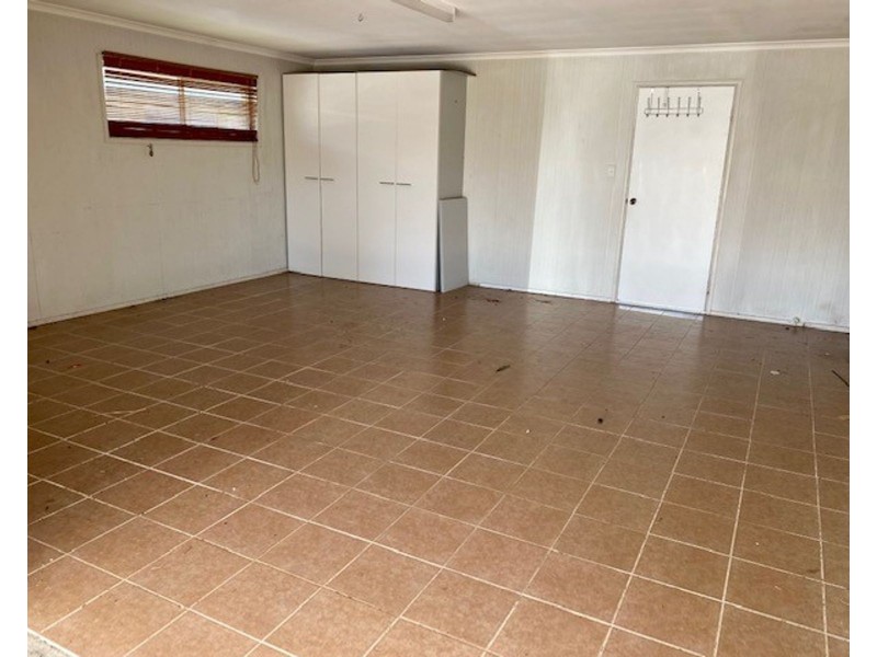 16 Caledonian Drive, Beaconsfield QLD 4740