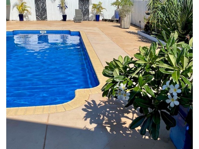 16 Caledonian Drive, Beaconsfield QLD 4740