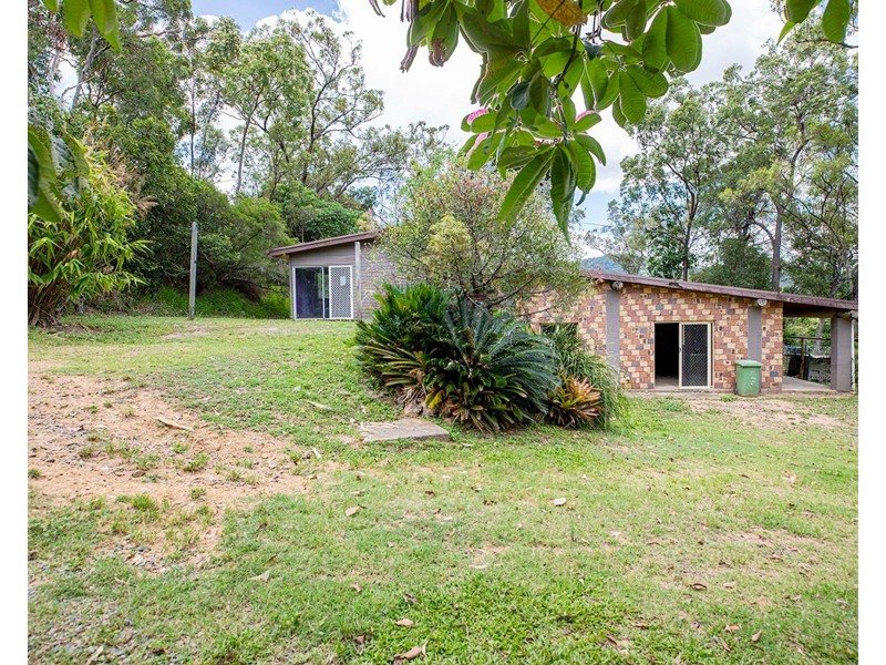 519 Middle Creek Road, Sarina QLD 4737