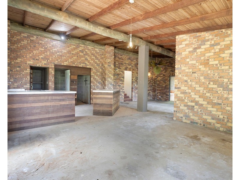 519 Middle Creek Road, Sarina QLD 4737