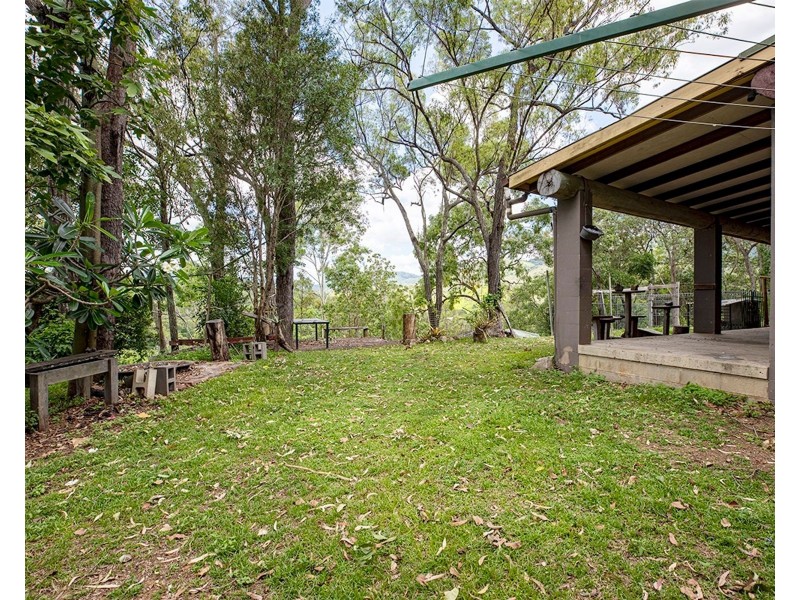 519 Middle Creek Road, Sarina QLD 4737
