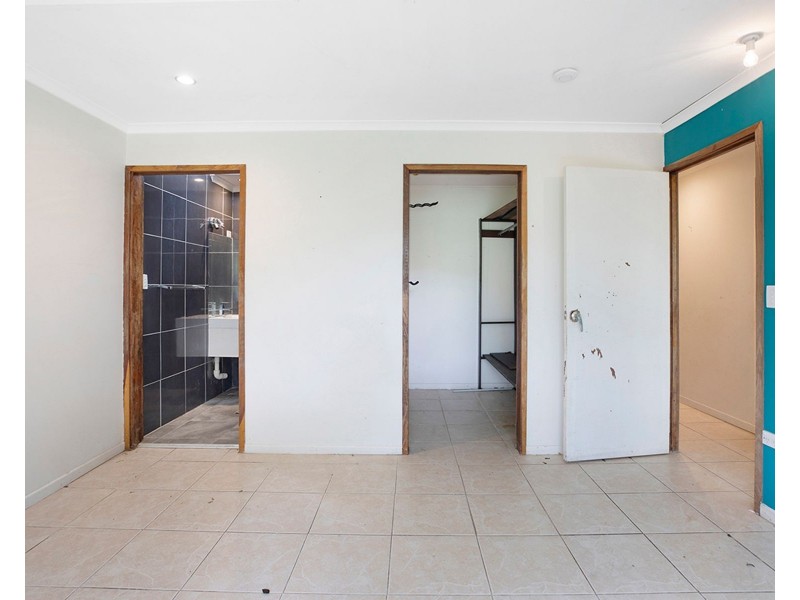 519 Middle Creek Road, Sarina QLD 4737